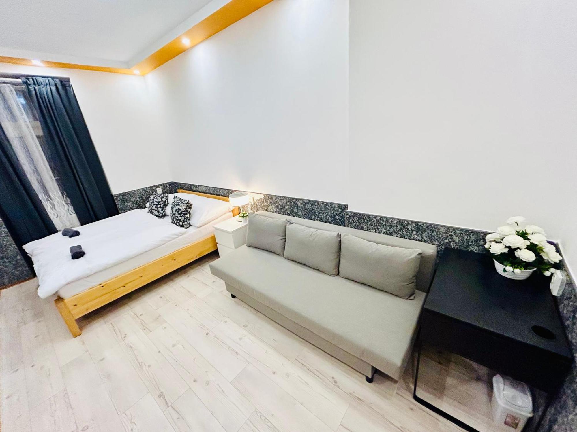 Modern Spacious Apartment In Center Prague Exterior photo